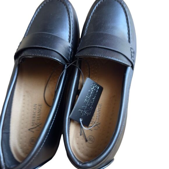 American Exchange Women’s Black Loafers Size 7W NWT - Picture 11 of 12